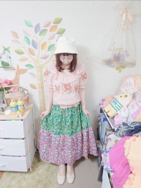 「MERLOT（メルロー）のアイテム（スカート）」を使った、ユーリさん（レディース・152cm）の夏コーディネート