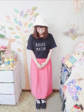 「アイテム（スニーカー）」を使った、ユーリさん（レディース・152cm）の夏コーディネート