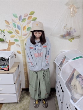 「RODEO CROWNS WIDE BOWL（ロデオクラウンズワイドボウル）のイージーパンツ（その他パンツ、グリーン系）」を使った、ユーリさん（レディース・152cm）の夏コーディネート
