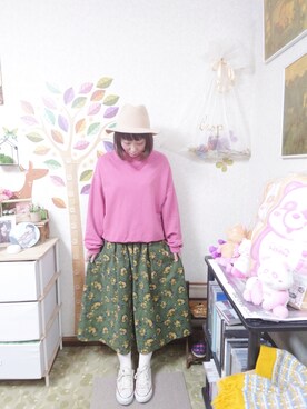 「POU DOU DOU（プードゥドゥ）のアイテム（スウェット）」を使った、ユーリさん（レディース・152cm）の秋コーディネート