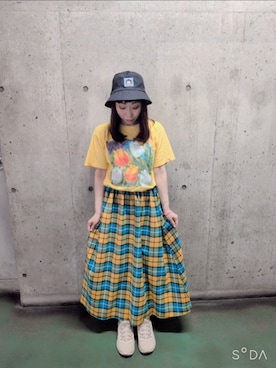 「古着のアイテム（Tシャツ/カットソー、イエロー系）」を使った、ユーリさん（レディース・152cm）の夏コーディネート