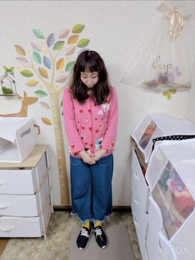 「古着のアイテム（針織衫/披肩、ピンク系）」を使った、ユーリさん（レディース・152cm）の春コーディネート