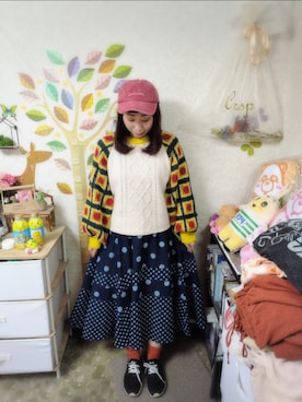 「アイテム（デニムスカート）」を使った、ユーリさん（レディース・152cm）の秋コーディネート