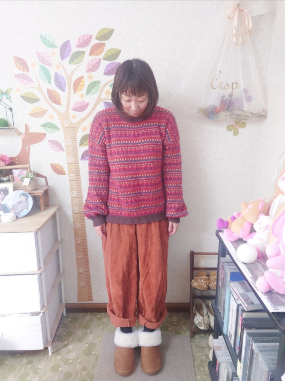 「DOUBLE NAMEの長袖ニット（ニット/セーター、レッド系）」を使った、ユーリさん（レディース・152cm）の秋コーディネートの1枚目の写真