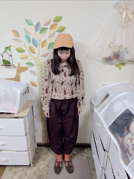 「niko and...（ニコアンド）のオリジナルTバーフラットシューズ（その他シューズ、ブラウン系）」を使った、ユーリさん（レディース・152cm）の秋コーディネート