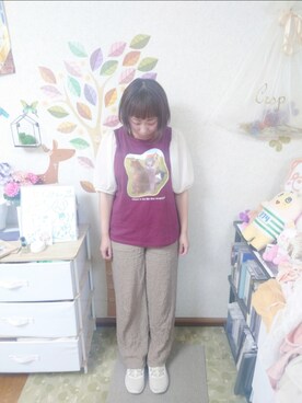 「PUMA（プーマ）のPUMA プーマ W SOFTRIDE REMI STARDUST SOFTRIDE REMI スターダスト 379831 ABC-MART限定 *02GRANOLA（スニーカー）」を使った、ユーリさん（レディース・152cm）の秋コーディネート