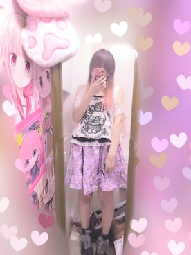 「GLADNEWS（グラッドニュース）のアイテム（Tシャツ/カットソー、ホワイト系）」を使った、りりり0625さん（レディース・163cm）の秋コーディネート