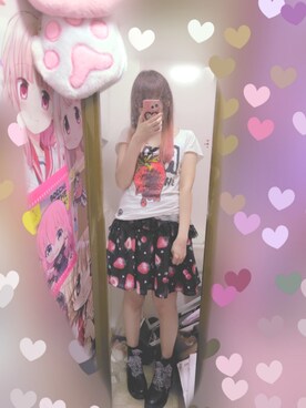 「RNA（アールエヌエー）のアイテム（Tシャツ/カットソー、ホワイト系）」を使った、りりり0625さん（レディース・163cm）の秋コーディネート