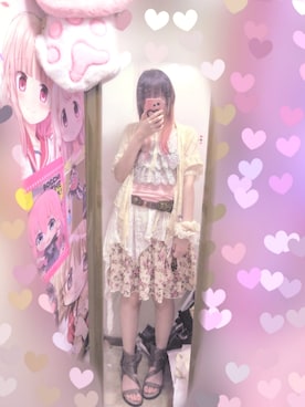 「axes femme（アクシーズファム）のアイテム（カーディガン/ボレロ、ホワイト系）」を使った、りりり0625さん（レディース・163cm）の春コーディネート