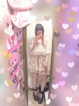 「axes femme（アクシーズファム）のアイテム（スカート、ベージュ系）」を使った、りりり0625さん（レディース・163cm）の春コーディネート