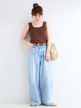 「アイテム（タンクトップ、ブラウン系）」を使った、 Kanakoさん（レディース・163cm）の春コーディネート