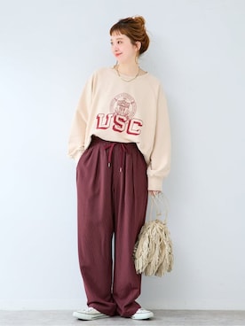 「B.C STOCK（ベーセーストック）のオーバースリーピングパンツ ストライプアソート（その他パンツ、レッド系）」を使った、 Kanakoさん（レディース・163cm）の秋コーディネート