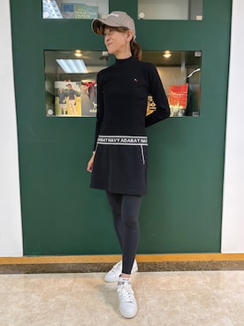 「adabat（アダバット）のアイテム」を使った、sioさん（レディース・165cm）の秋コーディネート