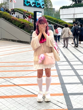 「STUDIO SEVEN（スタジオ セブン）のアイテム（ニット/セーター、ピンク系）」を使った、WAKOさん（レディース・152cm）の春コーディネート