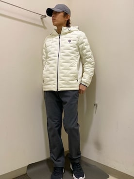 「adabat（アダバット）の【新レーベル ADABAT NAVY】フードロゴストレッチダウンジャケット（ダウンジャケット/コート、ホワイト系）」を使った、Yさんの冬コーディネート