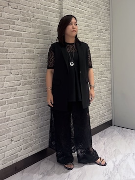 「GALLEST（ギャレスト）の半袖レースカットソー（Tシャツ/カットソー、ブラック系）」を使った、Akiさん（レディース・153cm）の夏コーディネート