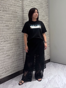 「GALLEST（ギャレスト）の【再入荷】箔プリントロゴTシャツ（Tシャツ/カットソー、ブラック系）」を使った、Akiさん（レディース・153cm）の夏コーディネート