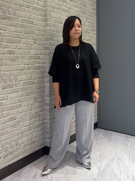 「GALLEST（ギャレスト）のサテンバックドルマンニット（ニット/セーター、ブラック系）」を使った、Akiさん（レディース・153cm）の春コーディネート