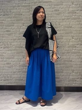 「INDIVI（インディヴィ）の【体型カバー】スクエアブラウス（シャツ/ブラウス、ブラック系）」を使った、Akiさん（レディース・153cm）の夏コーディネート