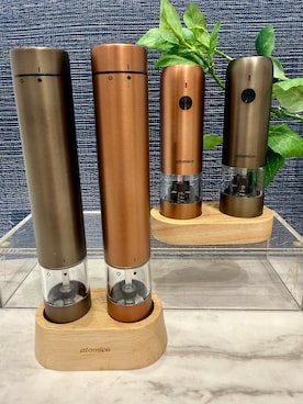 「212 KITCHEN STORE（トゥワントゥキッチンストア）のソルト＆ペッパー電動ミル ＜atomico アトミコ＞（キッチンツール、その他）」を使った、きのこさん（レディース・160cm）の春コーディネート