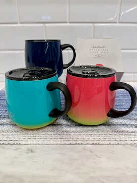 「212 KITCHEN STORE（トゥワントゥキッチンストア）のオーチャード蓋つきステンレスマグ Apricot（グラス/マグカップ/タンブラー、その他）」を使った、きのこさん（レディース・160cm）の春コーディネート
