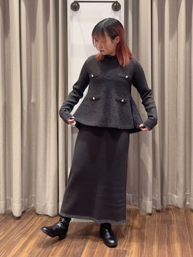 「grove（グローブ）の【2点SET/体型カバー】一枚で決まる、ペプラムベスト×ニットワンピース（ワンピース、ブラック系）」を使った、あまねさん（レディース・153cm）の冬コーディネート