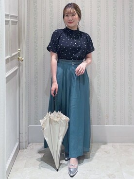 「アイテム（長傘、ベージュ系）」を使った、Layjuさん（レディース・155cm）の夏コーディネート