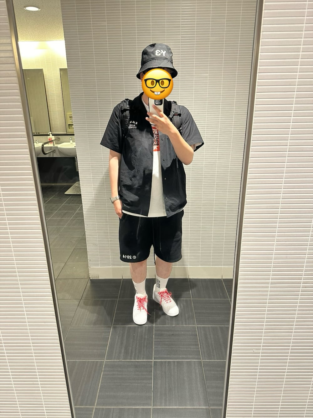 「black eye patch、ブラックアイパッチ、supreme、AF1、ストリート」｜「BlackEyePatchのアイテム（シャツ/ブラウス、ブラック系）」を使った、メジロマックイーン🐴さん（メンズ・178cm）の夏コーディネートの1枚目の写真