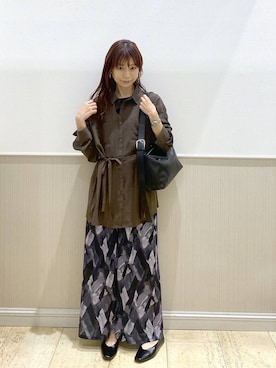 「LEPSIM（レプシィム）の楊柳柄イージーパンツ　290321（その他パンツ、グレー系）」を使った、Shiraさん（レディース・166cm）の春コーディネート