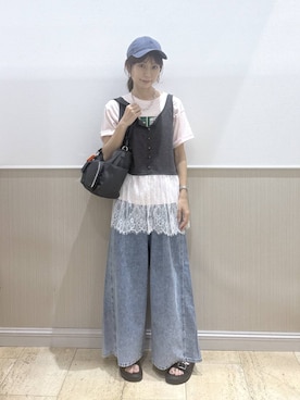 「LEPSIM（レプシィム）のカラーロゴTEE　1049028（Tシャツ/カットソー、ピンク系）」を使った、Shiraさん（レディース・166cm）の夏コーディネート