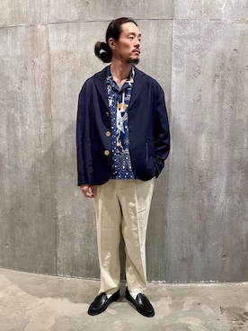 「Dickies（ディッキーズ）のDickies / ディッキーズ 別注 リゾート ステート パンツ（その他パンツ、ホワイト系）」を使った、Iikawaさん（メンズ・174cm）の春コーディネート
