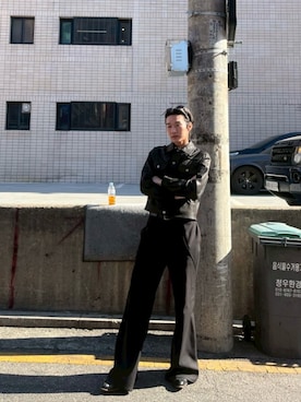 「アイテム（スラックス）」を使った、atsuhiro_oikawaさん（メンズ・181cm）の秋コーディネート