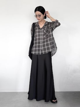 「LOW CLASSIC（ロウ　クラシック）のアイテム」を使った、OKIRIさん（レディース・161cm）の夏コーディネート