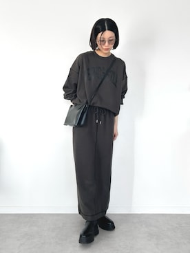 「アイテム（ピアス（両耳用））」を使った、OKIRIさん（レディース・161cm）の秋コーディネート