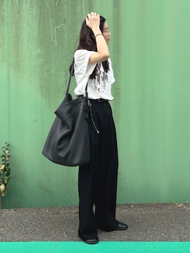 「アイテム（バッグ）」を使った、OKIRIさん（レディース・161cm）の秋コーディネート