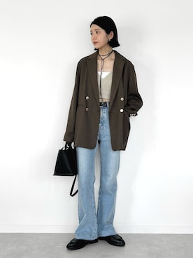 「アイテム（テーラードジャケット）」を使った、OKIRIさん（レディース・161cm）の秋コーディネート