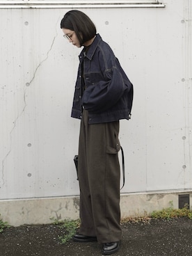 「アイテム（デニムジャケット）」を使った、OKIRIさん（レディース・161cm）の秋コーディネート