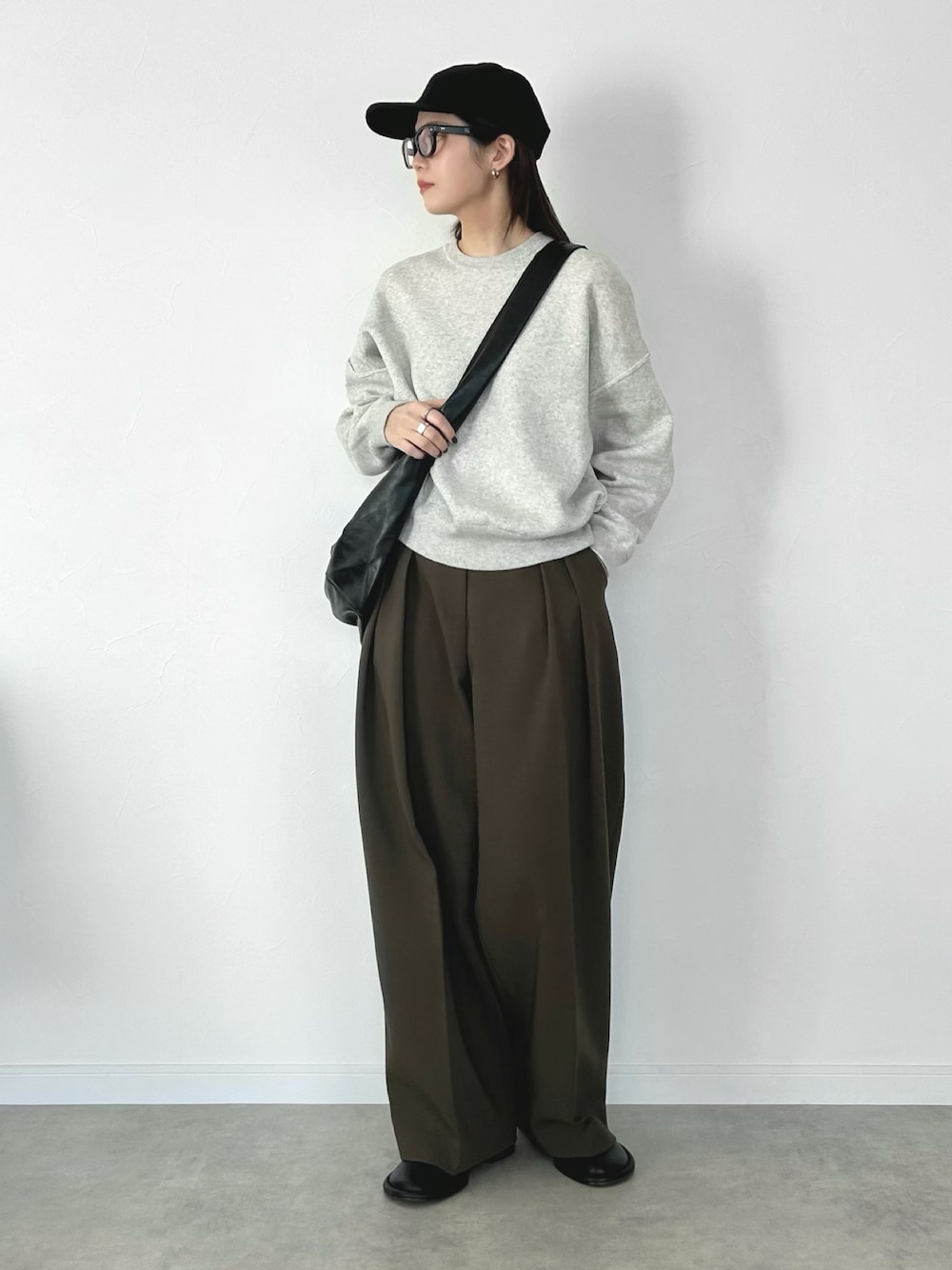 TODAYFULのパンツ（グリーン系）を使った「冬コーデ」の人気