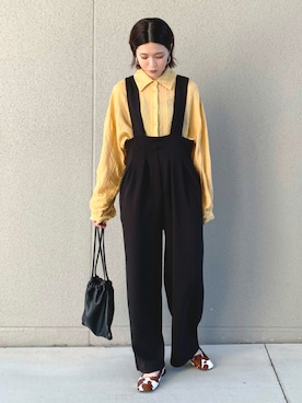 「coca（coca）（コカ）のアイテム（サロペット/オーバーオール）」を使った、OKIRIさん（レディース・161cm）の秋コーディネート