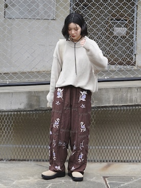 「柄パンツ」｜OKIRIさん（レディース・161cm）の春コーディネート