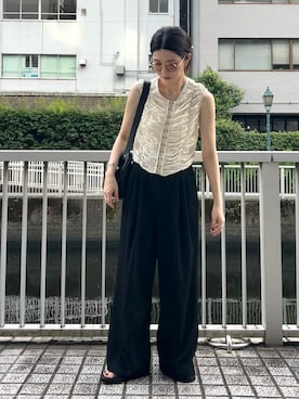 「ショート丈トップス」｜「アイテム（パンツ）」を使った、OKIRIさん（レディース・161cm）の夏コーディネート