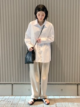 「アイテム（スウェットパンツ）」を使った、OKIRIさん（レディース・161cm）の春コーディネート