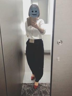 「FEMMENT（ファモン）のアイテム（スラックス）」を使った、gonge_of_krgmさん（レディース・153cm）の秋コーディネート