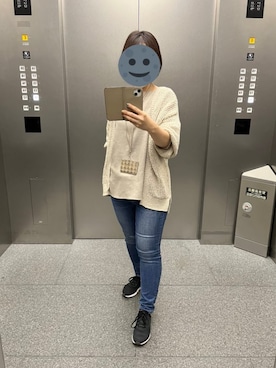 「ZOZO（ゾゾ）のスキニーデニムパンツ［WOMEN］（デニムパンツ）」を使った、gonge_of_krgmさん（レディース・153cm）の秋コーディネート