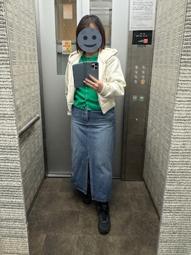 「UNIQLO（ユニクロ）のアイテム（デニムスカート、ブルー系）」を使った、gonge_of_krgmさん（レディース・153cm）の春コーディネート