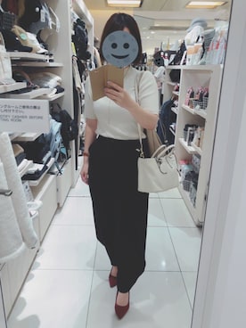 「FEMMENT（ファモン）のアイテム（スラックス）」を使った、gonge_of_krgmさん（レディース・153cm）の秋コーディネート