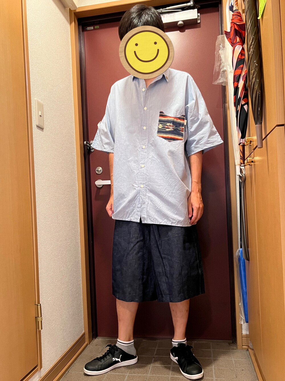 「シャツ、ハーフパンツ、ハーフデニム、オーバーサイズ、ビッグシルエット、ANIMALIA、アニマリア、Subciety、サブサエティ(Subciety)」｜「SubcietyのDENIM SHORTS（デニムパンツ、ブルー系）」を使った、どるちさん（メンズ・171cm）の夏コーディネートの1枚目の写真