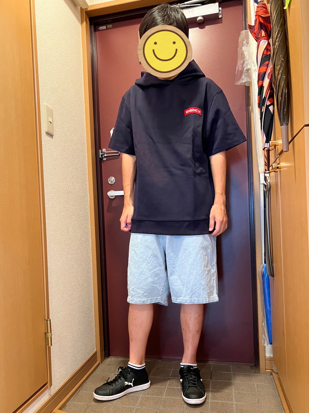「パーカー、ハーフパンツ、ハーフデニム、ANIMALIA、アニマリア、WEGO」｜「WEGOのWEGO/ヴィンテージスケーターショーツ（デニムパンツ、ブルー系）」を使った、どるちさん（メンズ・171cm）の夏コーディネートの1枚目の写真