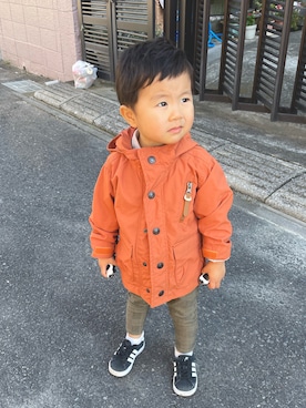 「アイテム（マウンテンパーカー）」を使った、KotaMashi6さん（キッズ・80cm）の秋コーディネート