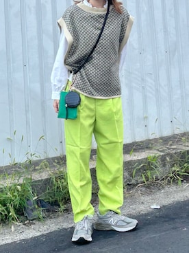 「NEWBALANCE」｜「アイテム（スラックス）」を使った、  ｃｏｃｏさん（レディース・159cm）の秋コーディネート